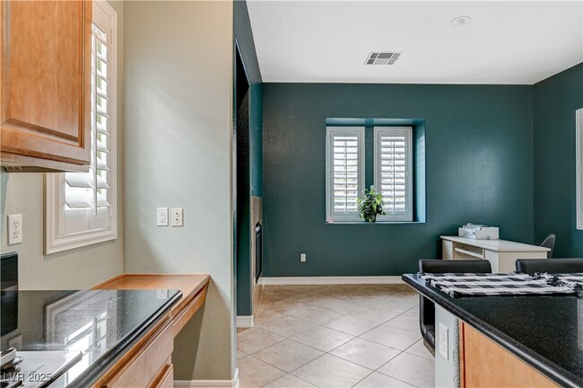 Building Photo - 11375 Belmont Lake Dr