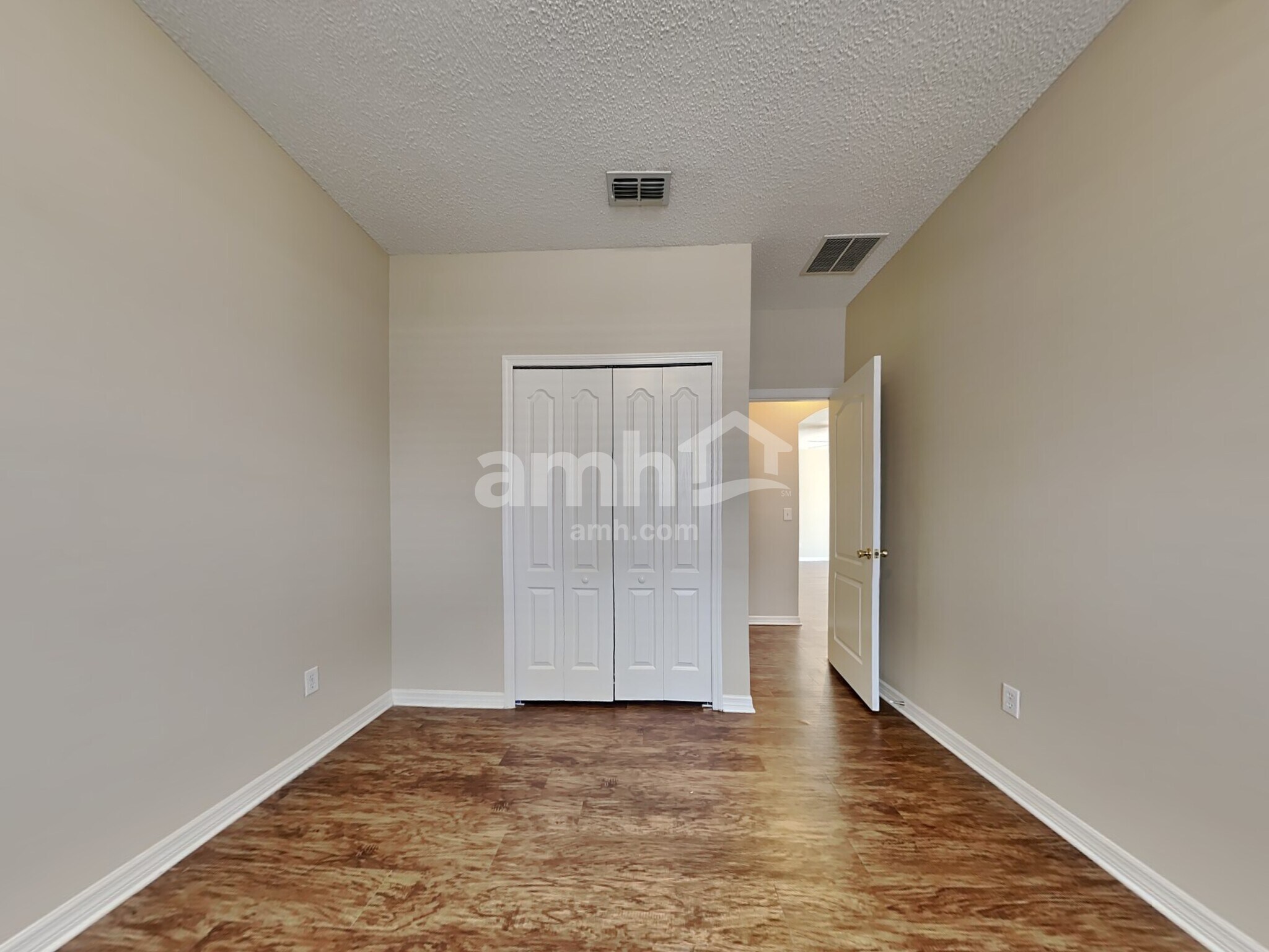 Building Photo - 3634 Meadowgreen Ln