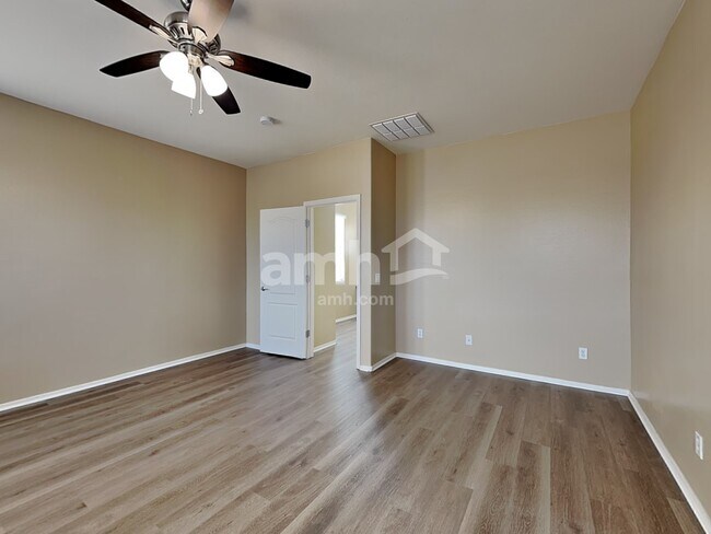 Building Photo - 3787 E Flower Ct