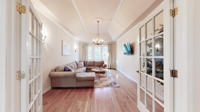 Building Photo - The Mylandia | Beautiful and spacious University City – Charlotte house with a backyard, offering...