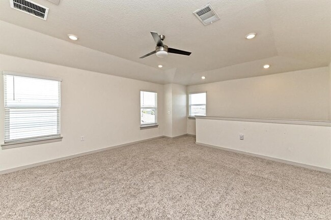 Building Photo - 13700 Lubeck Dr