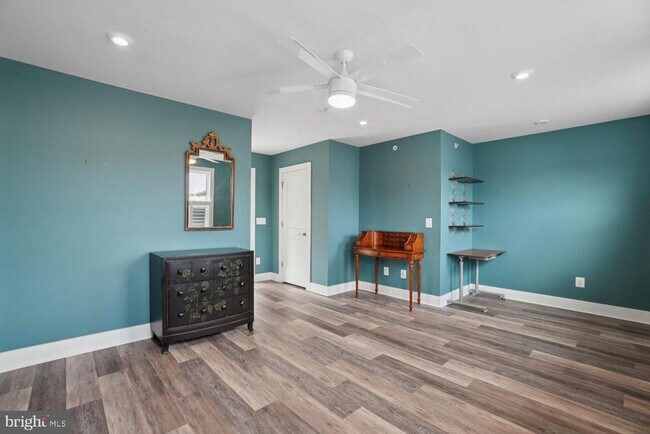 Building Photo - 1641 Bandit Loop