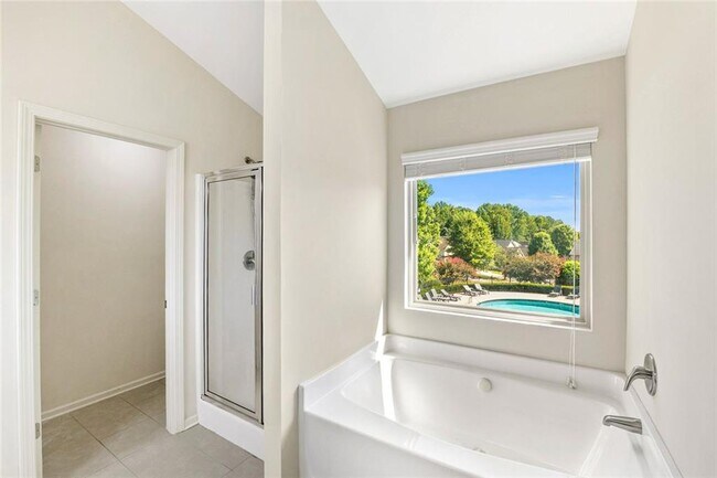 Building Photo - 4467 Water Mill Dr