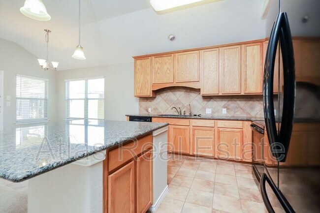Building Photo - 132 Vista Del Rey
