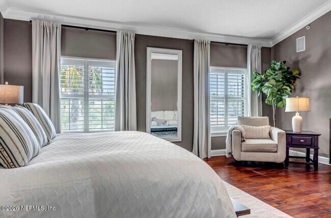 Building Photo - 905 2nd St N