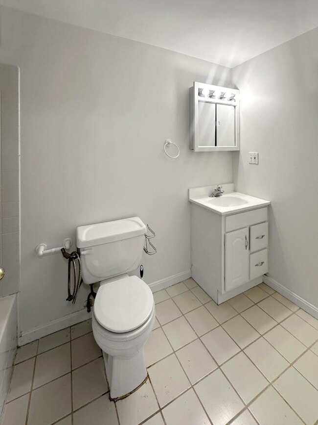 Building Photo - 563 Melissa Ct