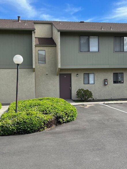 Building Photo - 3140 Alicita Ct