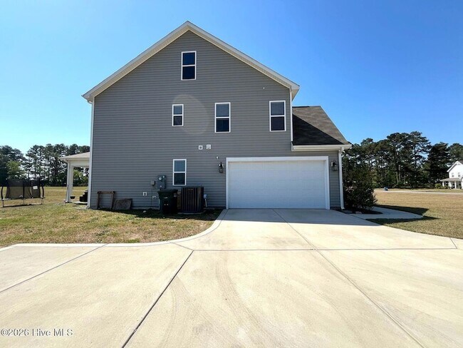 Building Photo - 158 Rocking Horse Ln