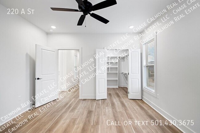 Building Photo - 220 A St