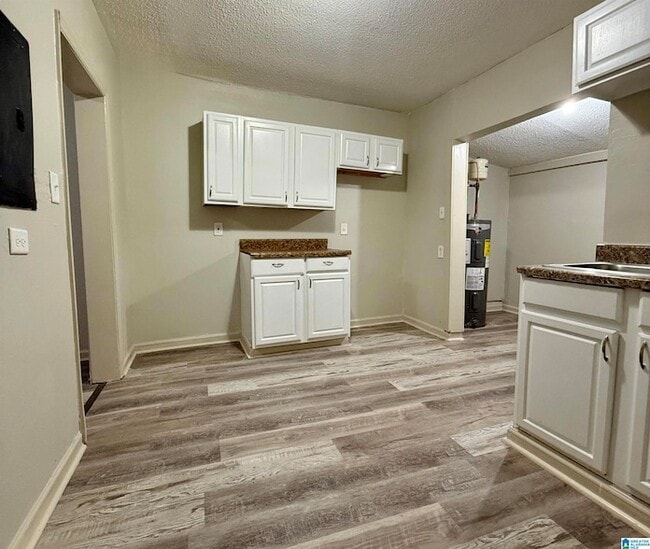 Building Photo - 7101 Naples Ave