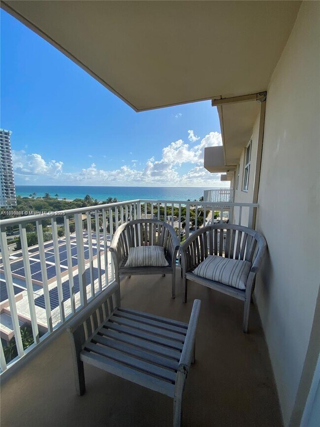 Building Photo - 1401 S Ocean Dr