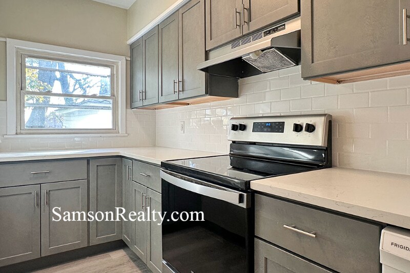 Building Photo - 18 Aldrich Terrace