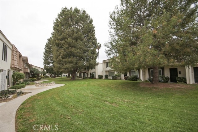 Building Photo - 11045 Slater Ave