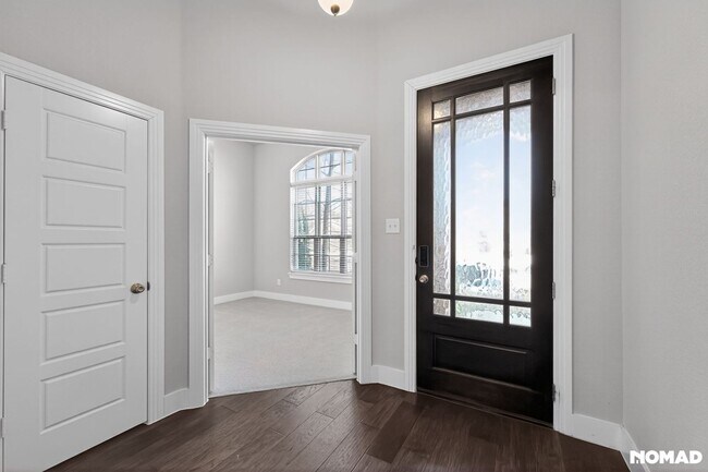 Building Photo - Spacious 4Bd/3Bath House in Little Elm