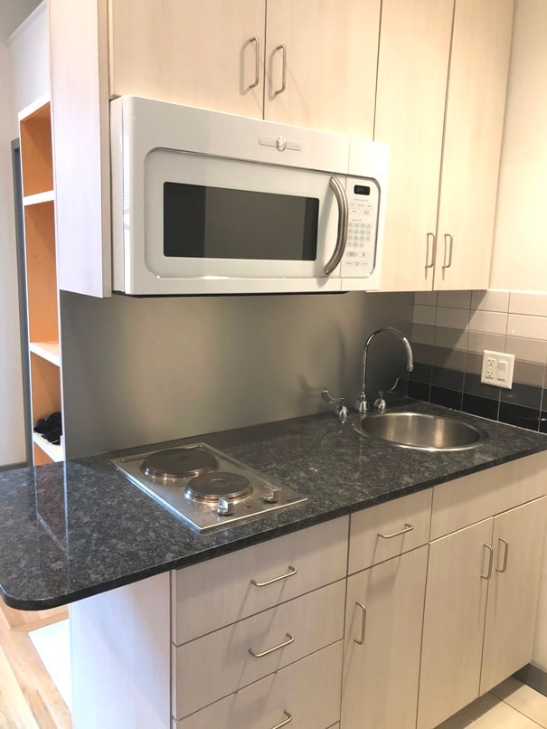 Building Photo - 144 Bowdoin St