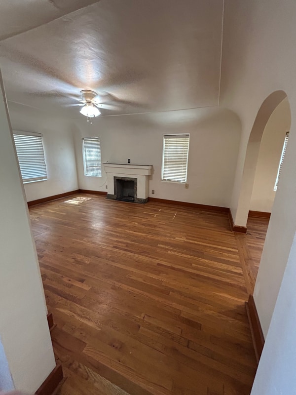 Building Photo - 433 E 23rd St