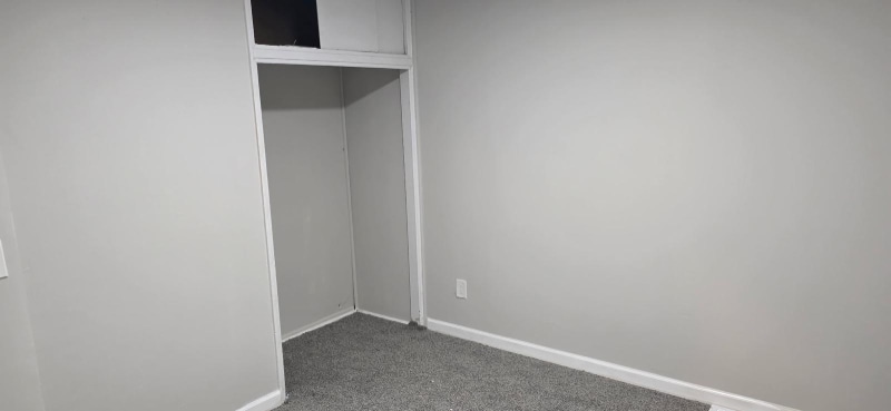 Building Photo - 2217 W Marquette St