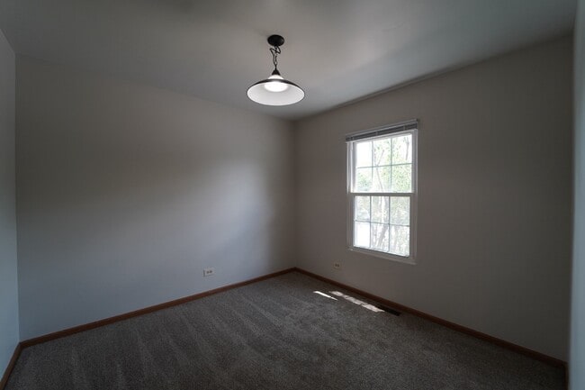 Building Photo - 1008 Southbridge Ln