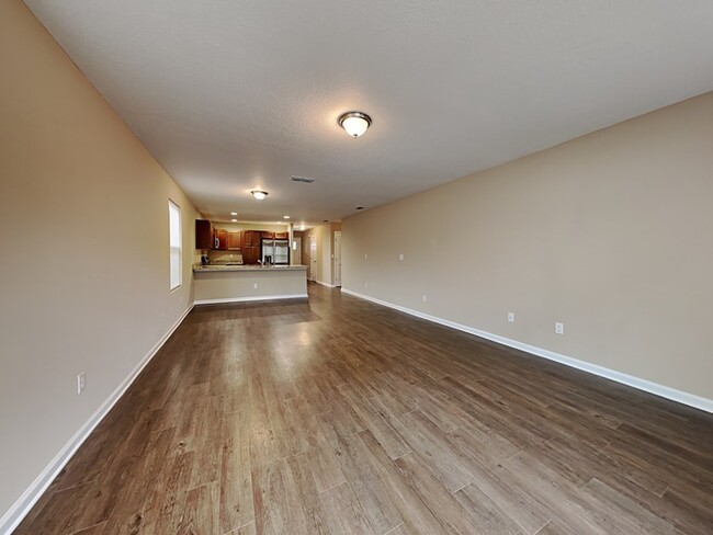 Building Photo - BEAUTIFUL NEW HOME
