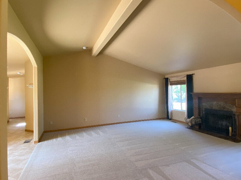Building Photo - 1 Sheckler Cutoff