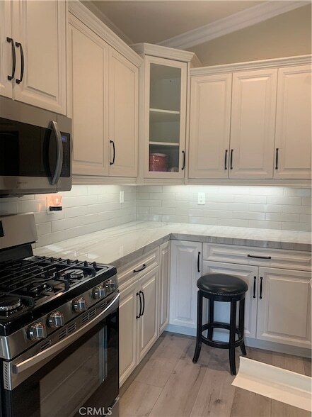 Building Photo - 26559 Chamomile St