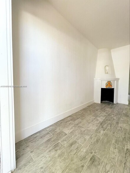 Building Photo - 1040 Lenox Ave