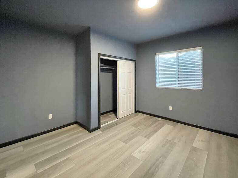 Building Photo - 13548 Glamis St