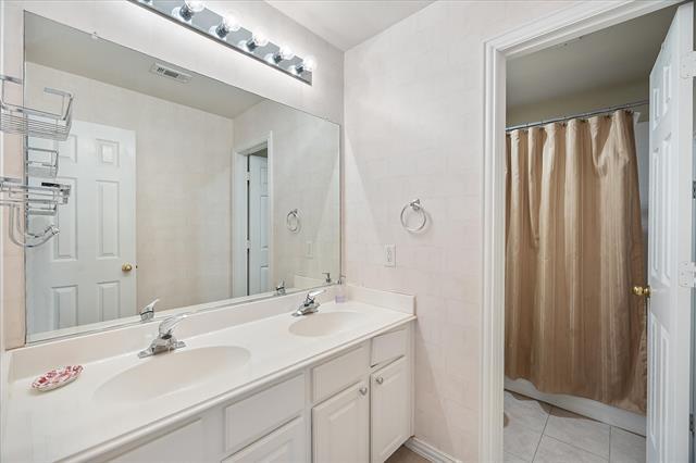 Building Photo - 619 Loch View Ct