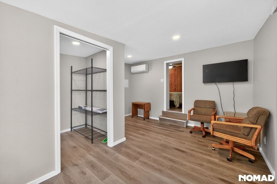 Building Photo - 8265 E Southern Ave