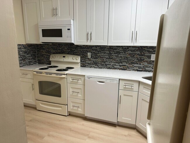 Building Photo - 113 Cluff Crossing Rd