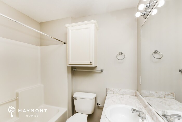 Building Photo - 1556 Chelsea Ln
