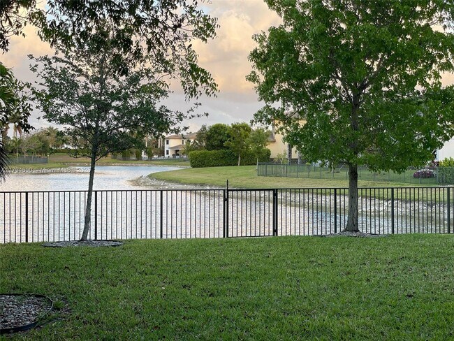 Building Photo - 10680 Waves Way