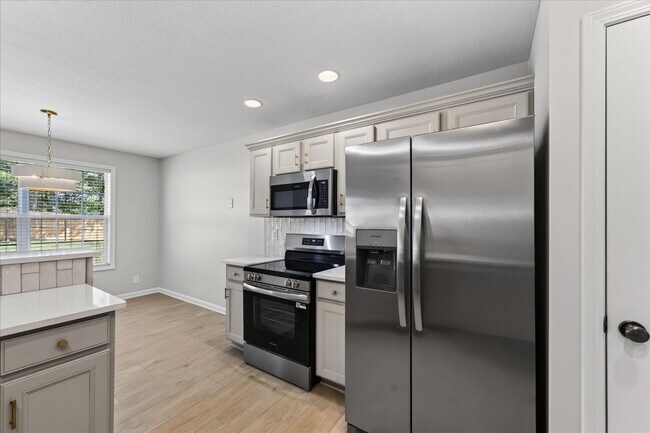 Building Photo - 3109 Holly Point