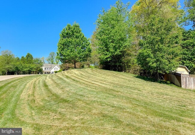 Building Photo - 23017 Holloway Ct