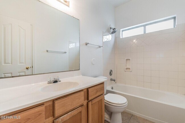 Building Photo - 12458 Paseo Azul Dr