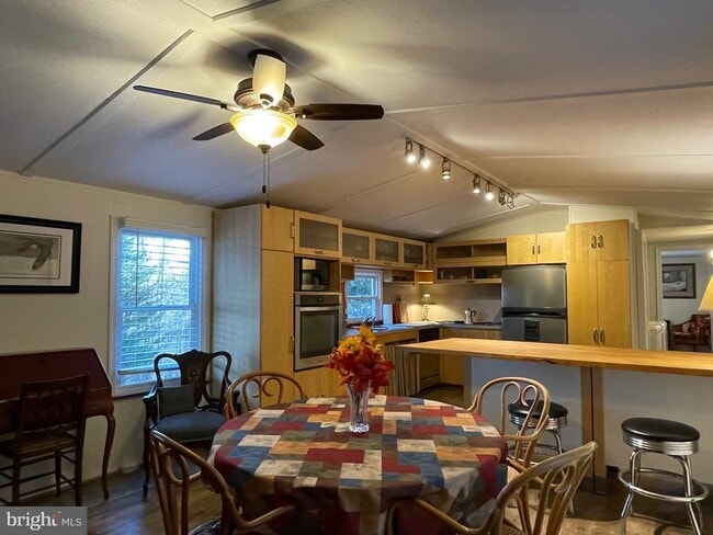 Building Photo - 59 Angel Kiss Ln