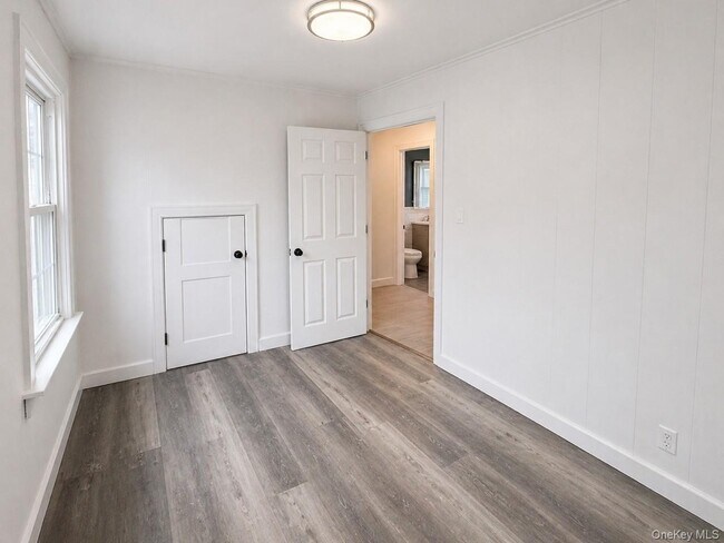 Building Photo - 48 Rosebud Ave