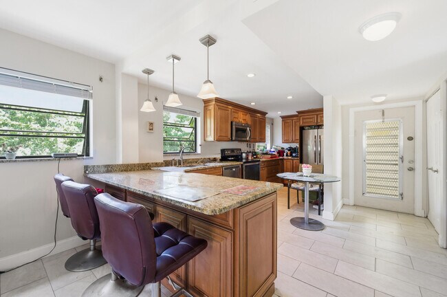 Building Photo - 367 S Federal Hwy