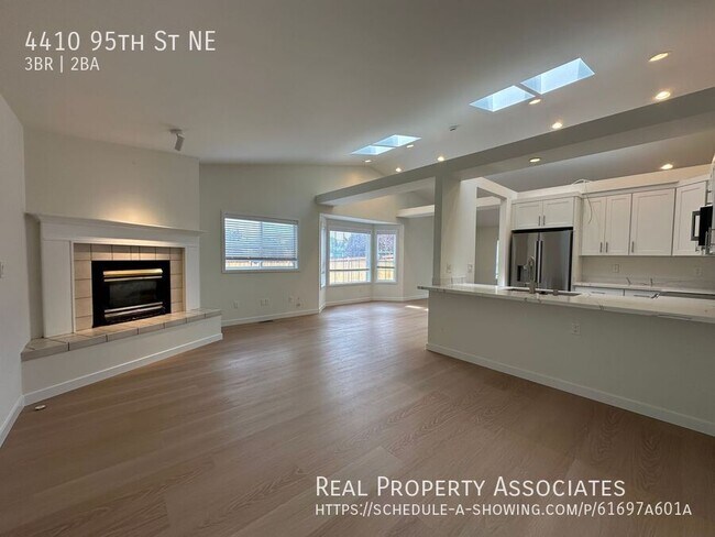 Building Photo - 4410 95th St NE