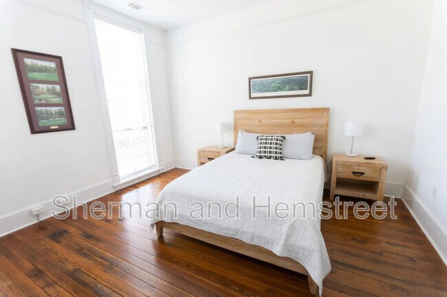 Building Photo - 215 Twelfth Street Apt B