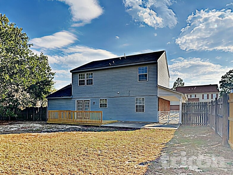 Building Photo - 313 Green Rose Rd