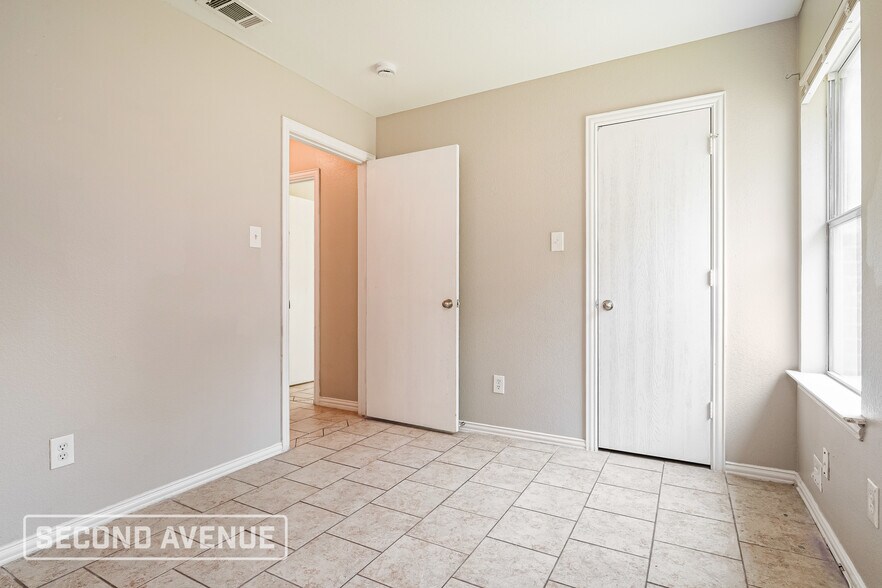 Building Photo - 4831 Tecate Ct