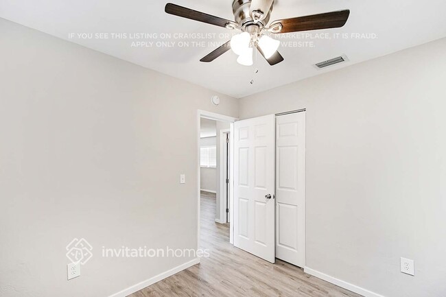 Building Photo - 415 Cheyenne Dr