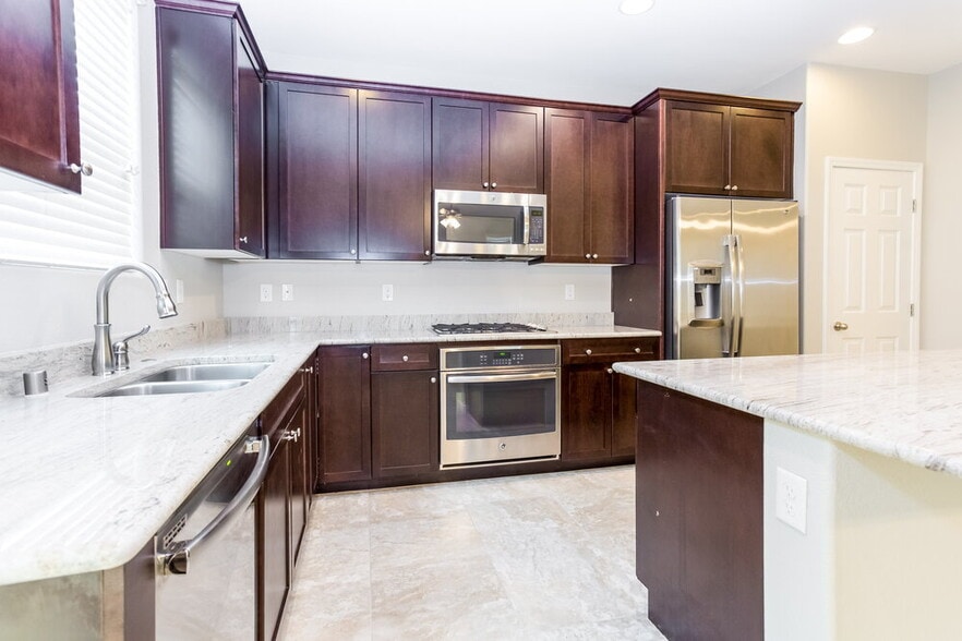 Building Photo - 5661 Primrose Peak Ct