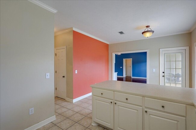 Building Photo - 108 Turnberry Cv