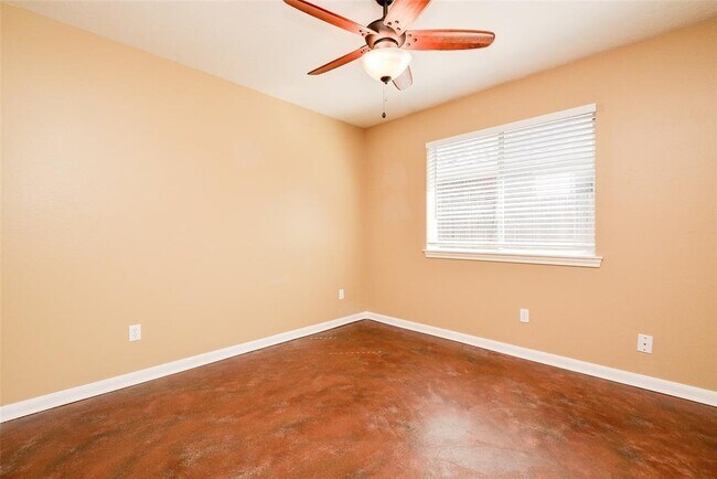 Building Photo - 22823 Williamschase Dr