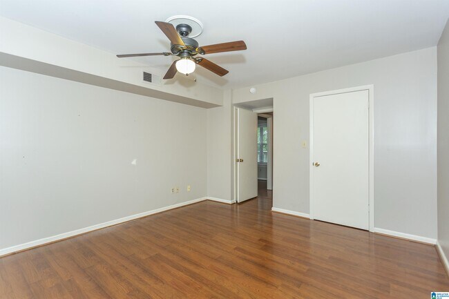 Building Photo - 2014 Montreat Pkwy