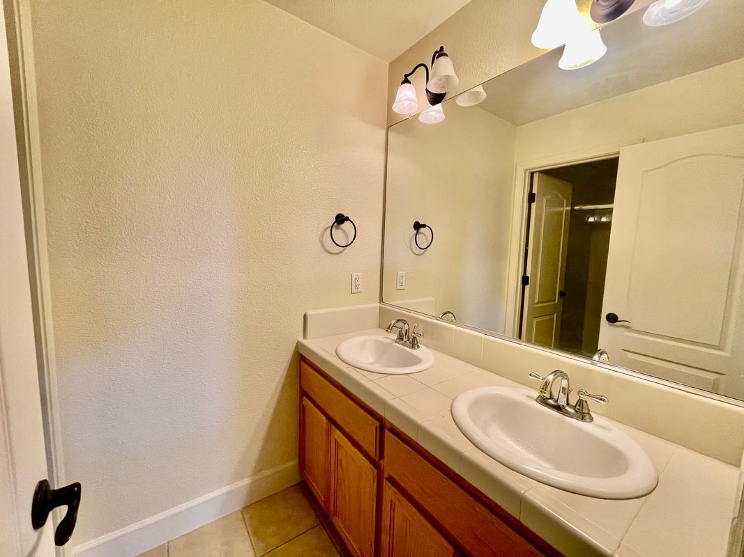 Building Photo - 1435 San Diego St