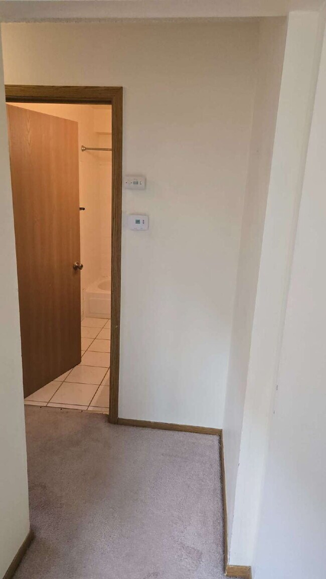 Building Photo - 8635 Clay St