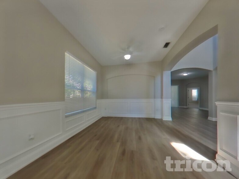 Building Photo - 6417 Blue Grosbeak Cir